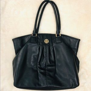 **SOLD** Tory Burch tote purse; shoulder handbag